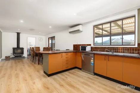 Property photo of 1 McLaurin Crescent Holbrook NSW 2644