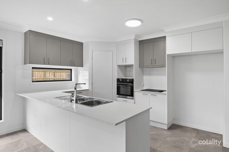 2 Hinterland St, Palmwoods, QLD 4555