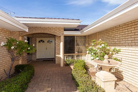 Property photo of 30 Wilkinson Gardens Winthrop WA 6150