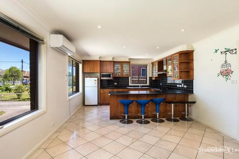 Property photo of 20 Ortolan Avenue Broadmeadows VIC 3047