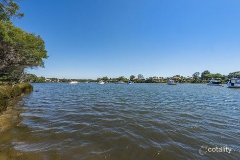 Property photo of 2 Central Road Rossmoyne WA 6148