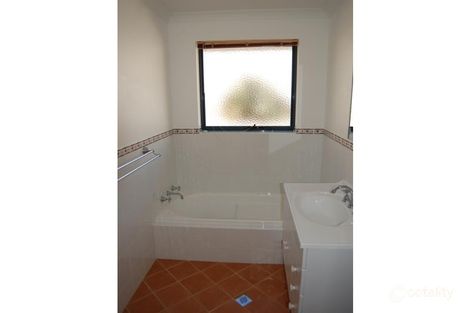 1/32 Ulster Rd, Spencer Park, WA 6330