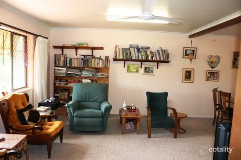Property photo of 14 King George Street Mount Larcom QLD 4695