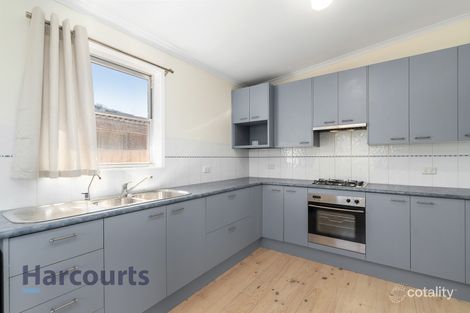 Property photo of 11 Gardenia Crescent Frankston North VIC 3200