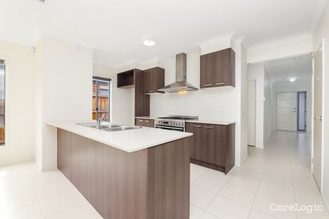 Property photo of 8 Wistow Chase Wollert VIC 3750