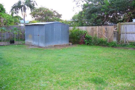 Property photo of 3 Cantala Avenue Miami QLD 4220