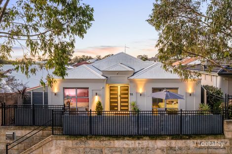 Property photo of 11 Lambeth Circle Wellard WA 6170