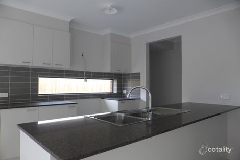 Property photo of 15 Yates Avenue Truganina VIC 3029