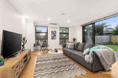 Property photo of 2/12 Ross Street Ferntree Gully VIC 3156