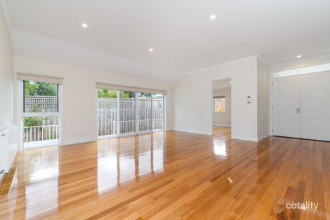 Property photo of 2/19 Bowen Street Malvern East VIC 3145