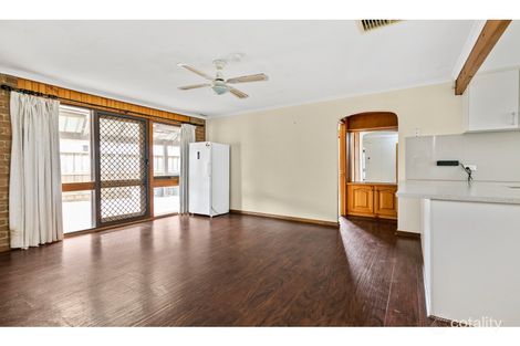 Property photo of 28 Grant Avenue Werribee VIC 3030