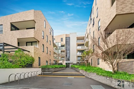 15/21 Queen St, Blackburn, VIC 3130