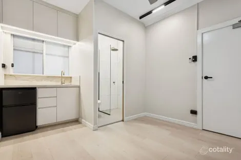 2/98 Wilson St, Newtown, NSW 2042