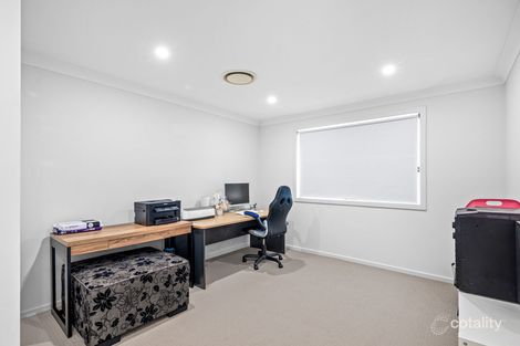 Property photo of 29 Dutton Street Spring Farm NSW 2570