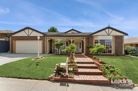 Property photo of 4 Abelia Court Sunbury VIC 3429