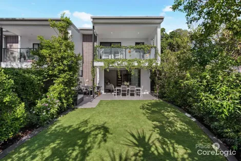 Property photo of 18/6 Tallowwood Street Seven Hills QLD 4170