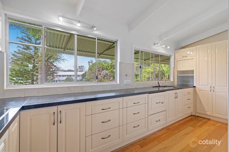 Property photo of 2 Theodore Place Molendinar QLD 4214