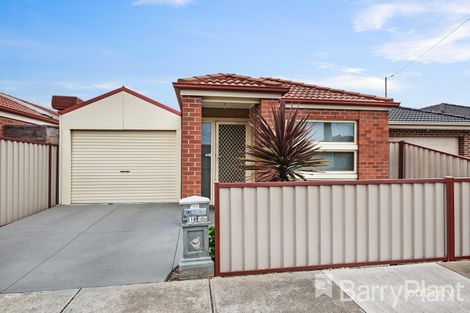 1a Marina Dr, Melton, VIC 3337