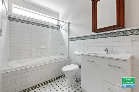 Property photo of 68 Spring Street East Port Melbourne VIC 3207