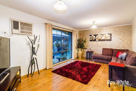 Property photo of 87 Waverley Park Drive Cranbourne North VIC 3977