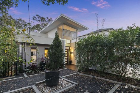 Property photo of 9 Eighth Avenue St Lucia QLD 4067