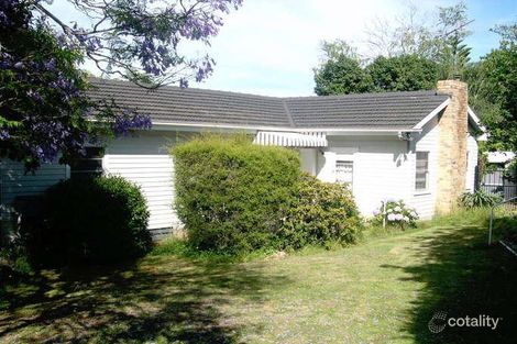 Property photo of 27 Surrey Road Mount Waverley VIC 3149