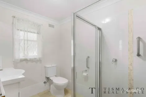 Property photo of 25 Wallabah Way Koonawarra NSW 2530