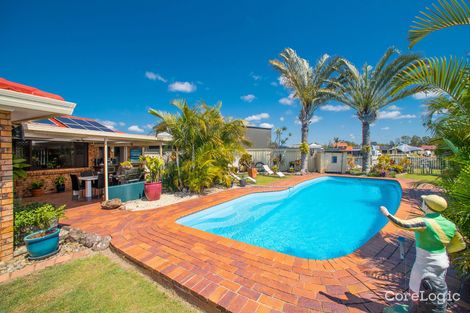 Property photo of 32 Binnacle Court Yamba NSW 2464