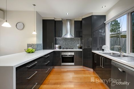Property photo of 4 Murumba Street Greensborough VIC 3088