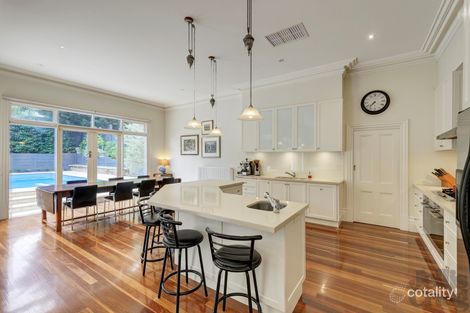 Property photo of 37 Croydon Road Surrey Hills VIC 3127