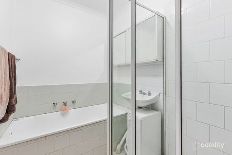 Property photo of 2/88 Hogans Road Hoppers Crossing VIC 3029