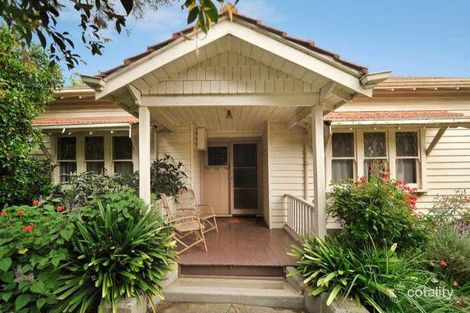 Property photo of 11 Kingsley Crescent Mont Albert VIC 3127