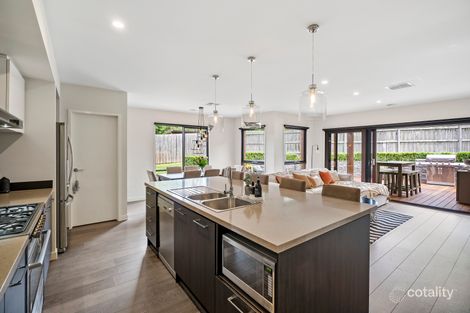 Property photo of 2/40 Park Boulevard Ferntree Gully VIC 3156