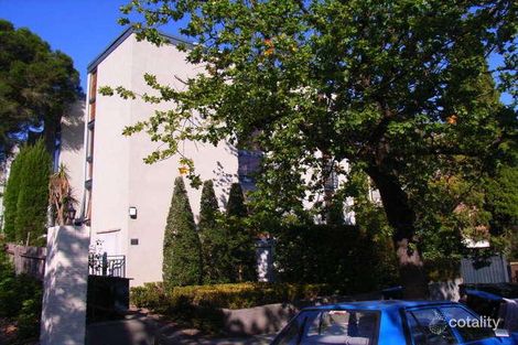 18 Kensington Rd, South Yarra, VIC 3141