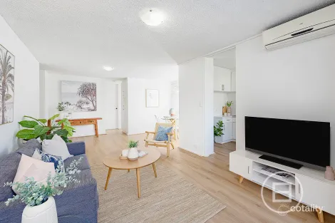 Property photo of 11/3 Alfred Square St Kilda VIC 3182