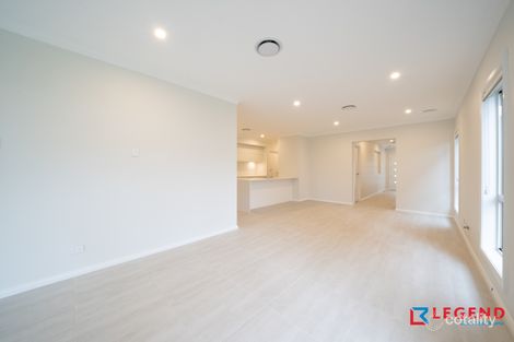 Property photo of 18 Versace Crescent Melonba NSW 2765