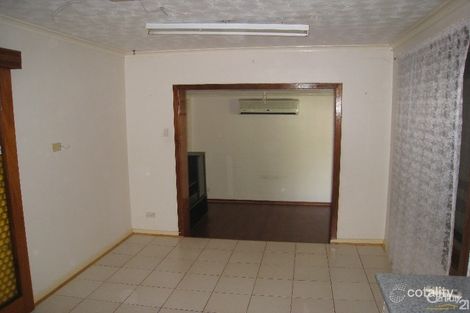 8 Wattle Gr, Parafield Gardens, SA 5107