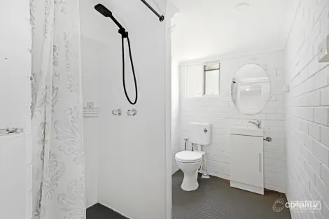 Property photo of 15 Mulambin Road Rosslyn QLD 4703