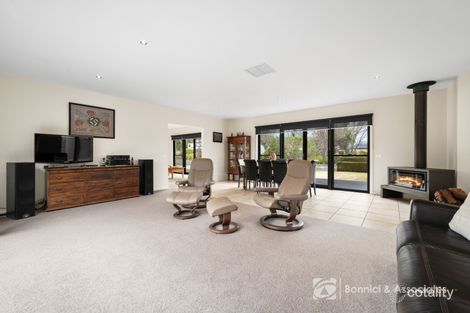 Property photo of 24 Tomlinson Road Beechworth VIC 3747