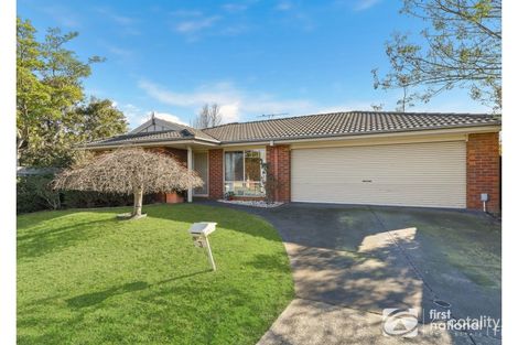 Property photo of 3 Otley Way Cranbourne East VIC 3977
