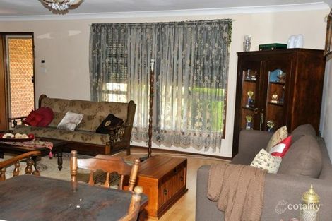 Property photo of 17 Debbie Circuit Mount Druitt NSW 2770