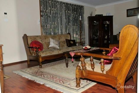 Property photo of 17 Debbie Circuit Mount Druitt NSW 2770