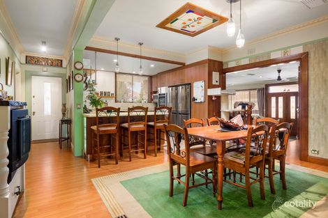 Property photo of 15 Kanana Crescent Wangaratta VIC 3677