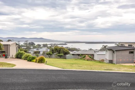 9 Raheen Dr, Mallacoota, VIC 3892