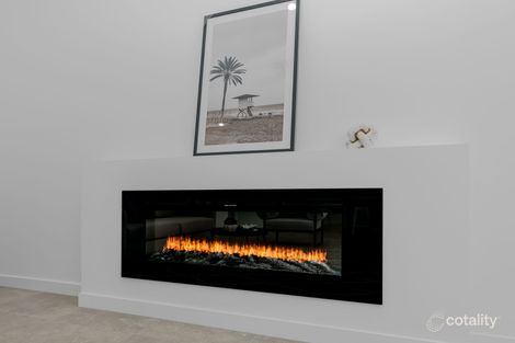 Property photo of 12 Frangipani Way Mickleham VIC 3064