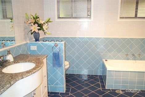 Property photo of 37 Rosina Crescent Kings Langley NSW 2147