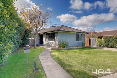 5 Mayfair Cl, Gladstone Park, VIC 3043