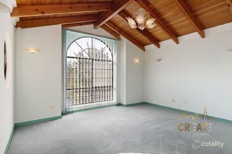 Property photo of 1 Amethyst Close St Albans VIC 3021