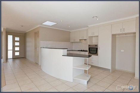 Property photo of 2/5 Buckingham Street Amaroo ACT 2914