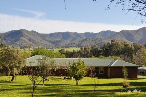 172 Reids Lane, Tawonga, VIC 3697